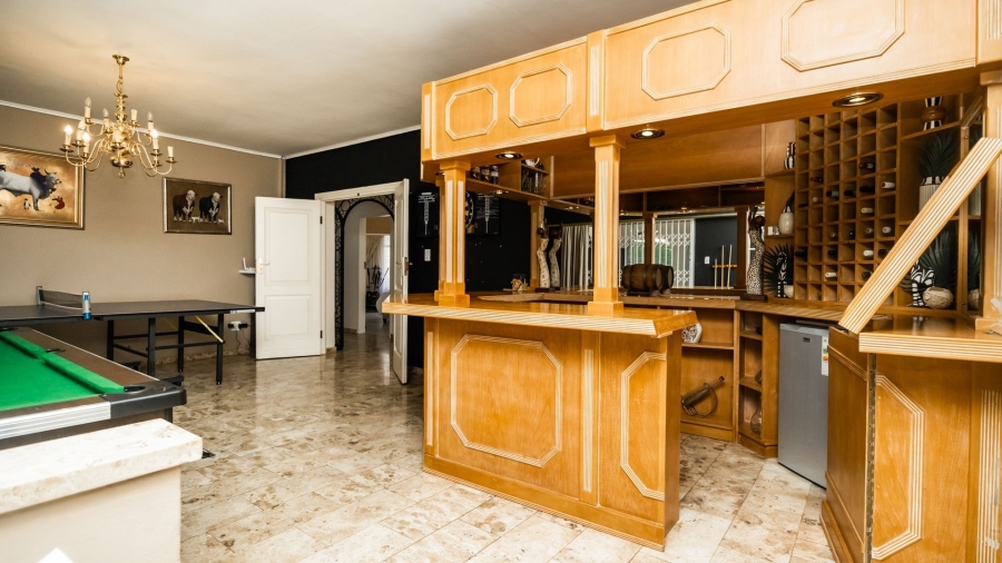 4 Bedroom Property for Sale in Safari Gardens North West